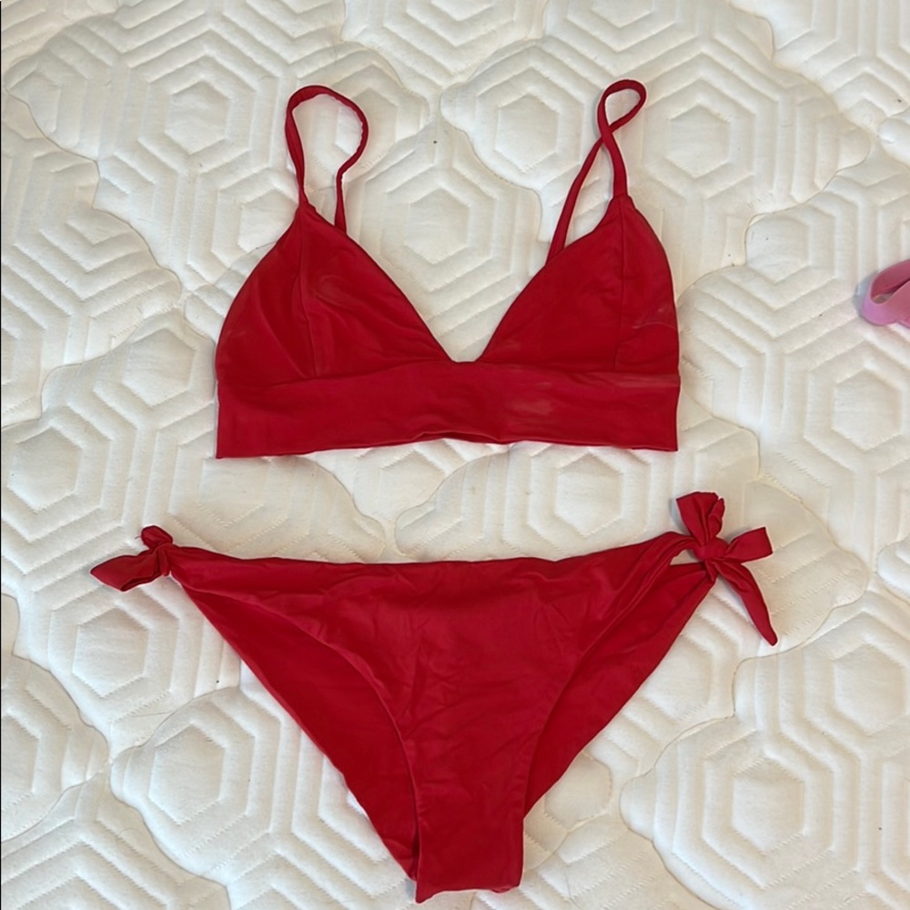 Subdued bikini